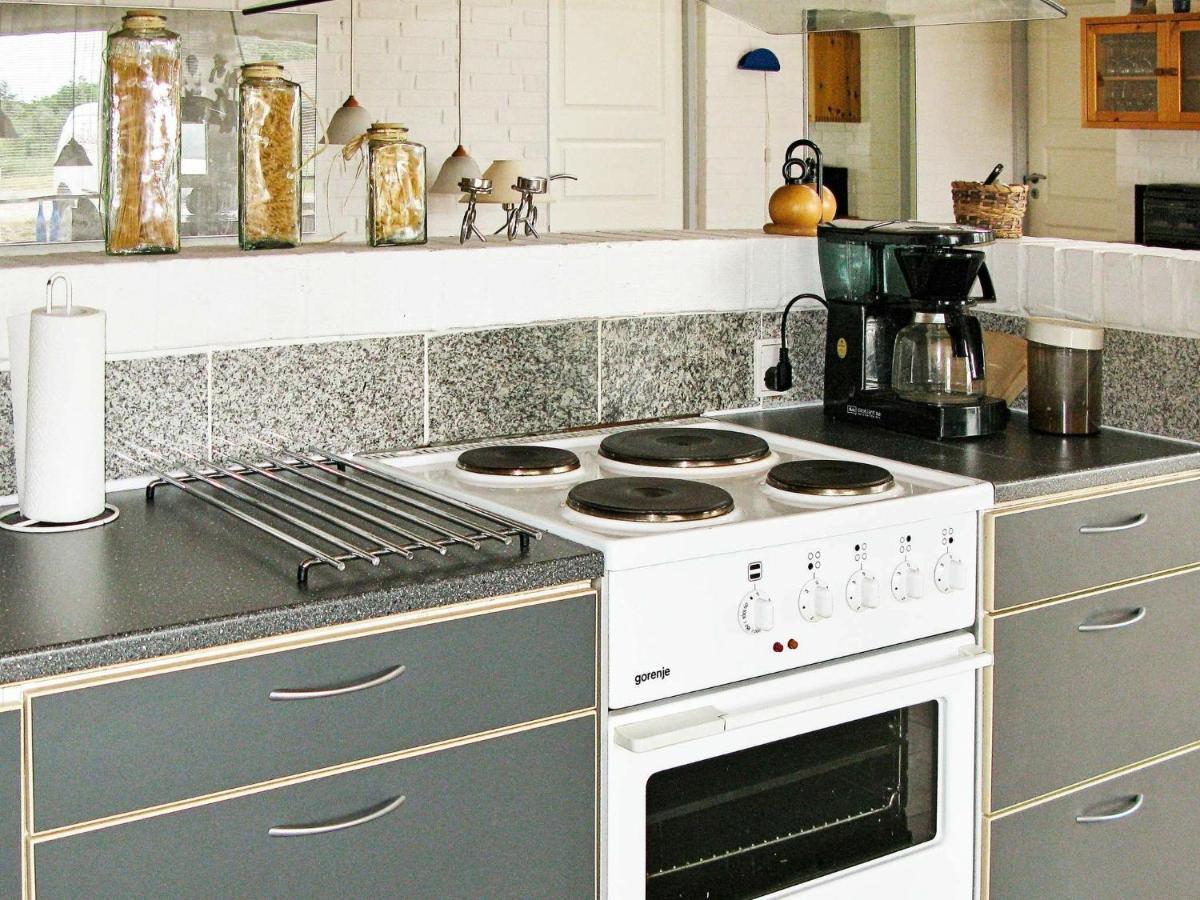 Three-Bedroom Holiday Home In Thisted 4 Norre Vorupor Room photo